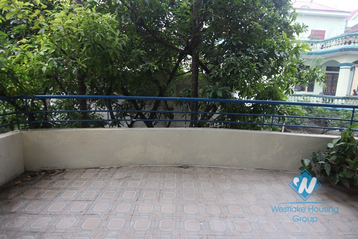 A cheap house for rent in Au co, Tay ho, Ha noi